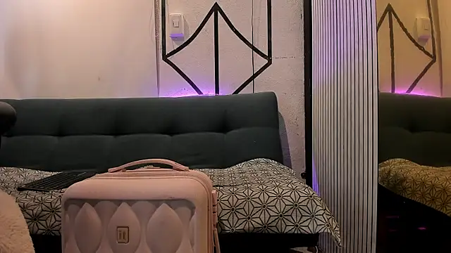 CleoFoxxx_'s Live XXX Chat