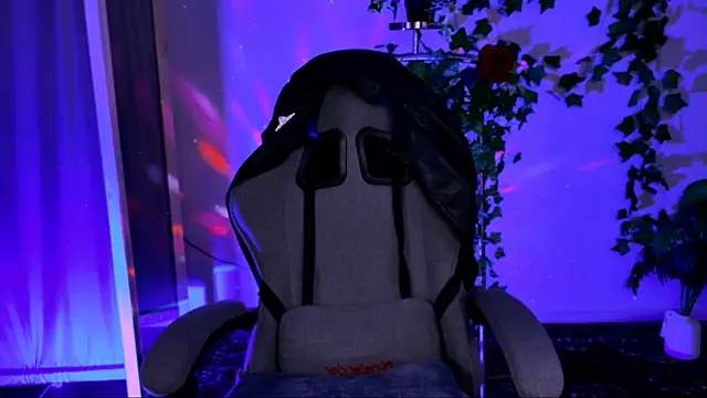 Chat XXX en directo de Kumiho_7777