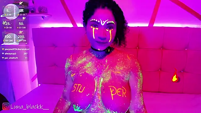 Luna_blackk live XXX chat