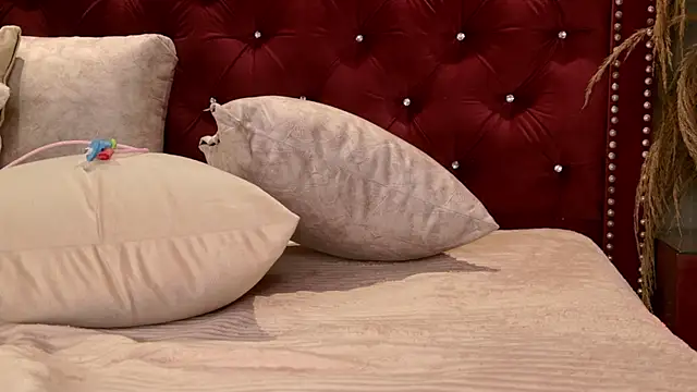 Онлайн чат XXX Maddye_ferrer