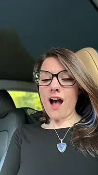 LadyLena1のライブXXXチャット