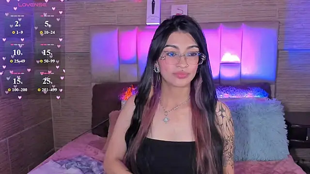 mia_devine_ Live XXX Chat