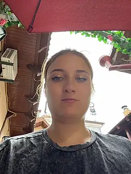 AdelRich's Live XXX Chat