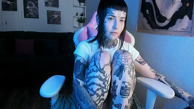 Chat +18 de Bloood__Mary ao vivo