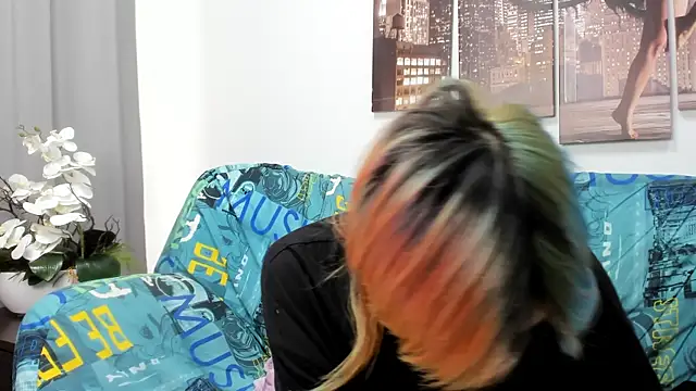 Živý XXX chat Cute__Kiko