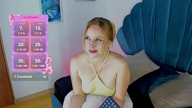 EmilySumerのライブXXXチャット