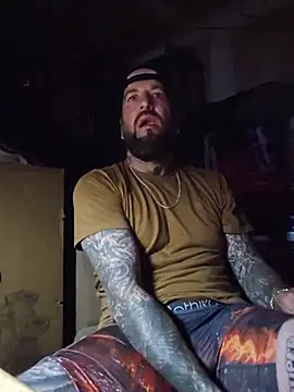 Beardedtattood Live XXX-chat