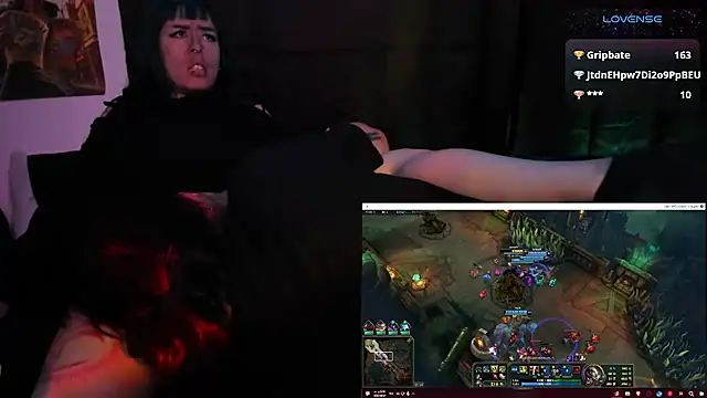 XXX chat uživo modela Hisato111