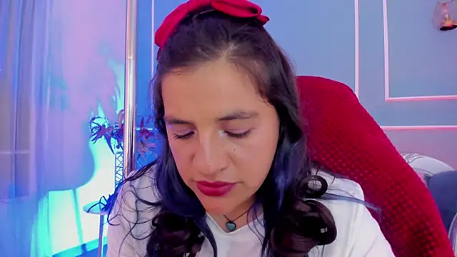TaraTaylorr Chat XXX in diretta