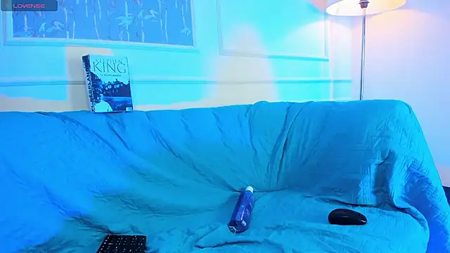 AliceMadnes' Live XXX Chat