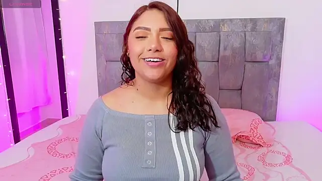 DIANEE_01's Live XXX Chat