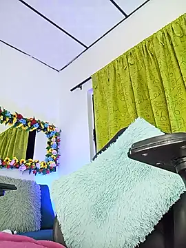 Chat +18 de Elektra_bigcock ao vivo