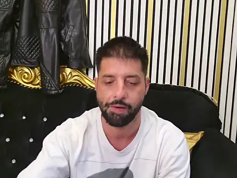 TommyDum Live XXX-Chat