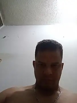 Lucho0886 live XXX chat