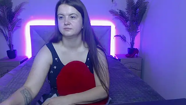 MavkaCute Adlı Modelin Canlı XXX Sohbeti