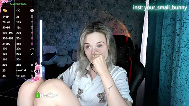 Živý XXX chat Your_small_bunny