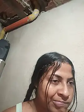 Giselabrunette25's Live XXX Chat