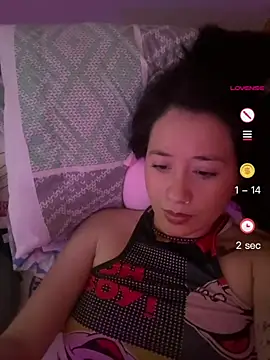 Annie_loveer 现场XXX聊天