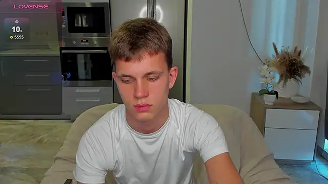 Živý XXX chat m0neyken