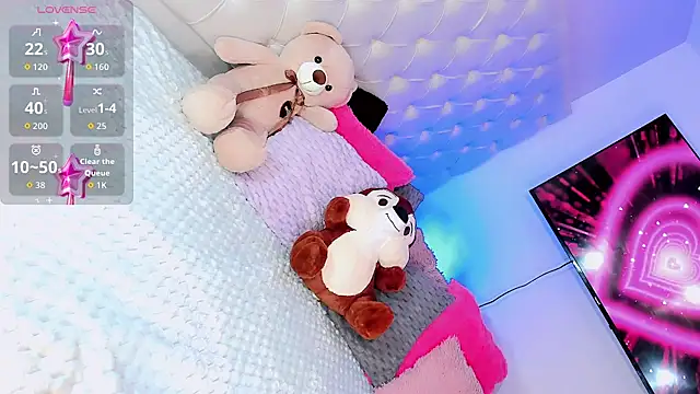 Živý XXX chat HottSalomee