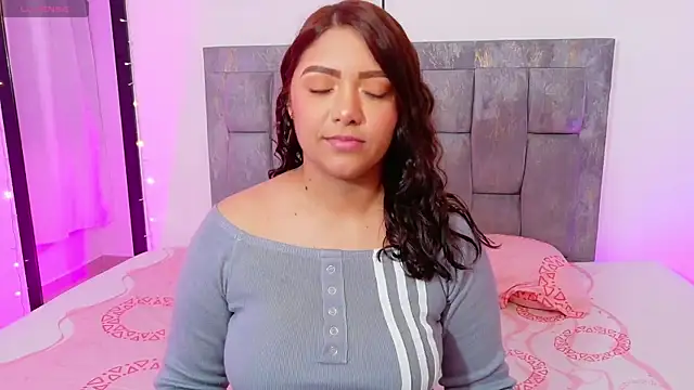 DIANEE_01's Live XXX Chat