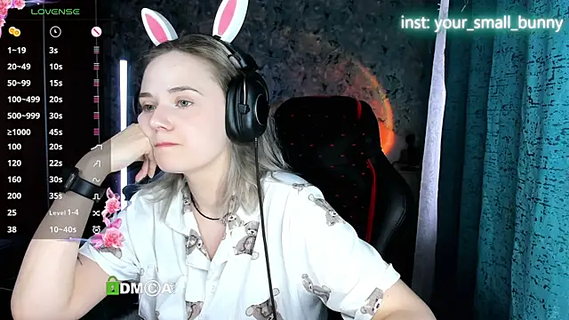 Živý XXX chat Your_small_bunny