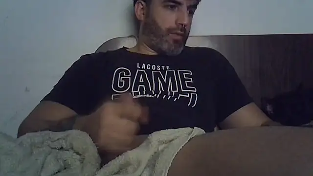 ozzypsico13 Live XXX Chat