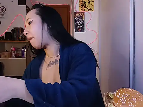 Japabaixinha Adlı Modelin Canlı XXX Sohbeti