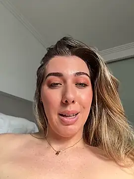Aussielulun Live XXX chat
