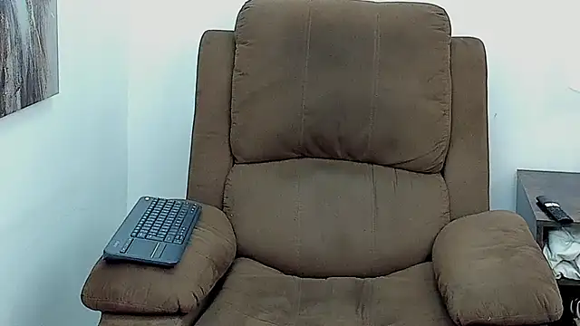 Chatroom XXX en direct de Oliver_Smithx