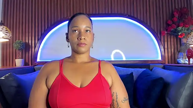 EbonyHorrny's Live XXX Chat