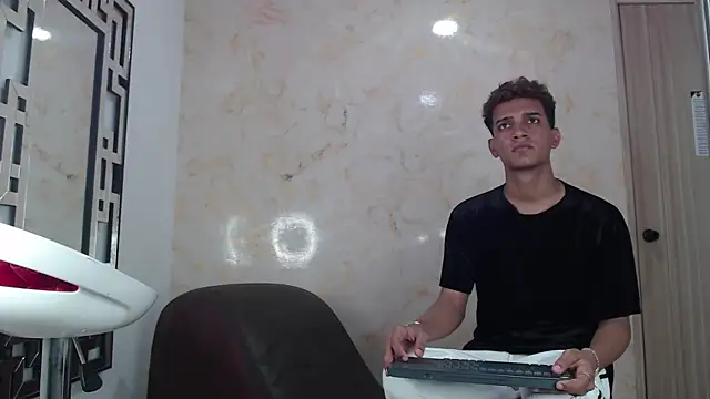 Živý XXX chat VERY_HOT_GUYS