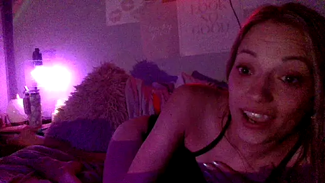 RavenHepburn's Webcam Show