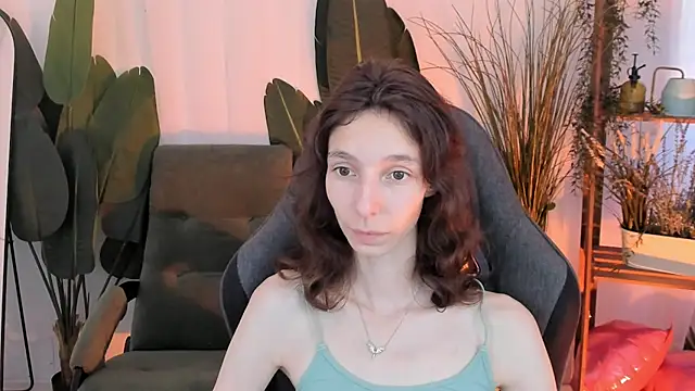 Chat +18 de EmmanuellBrown ao vivo