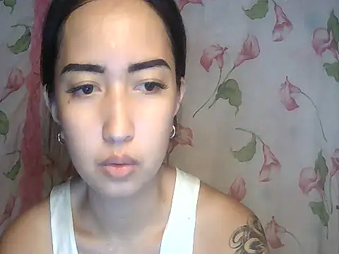 دردشة XXnaughty_08XX الجنسية المباشرة