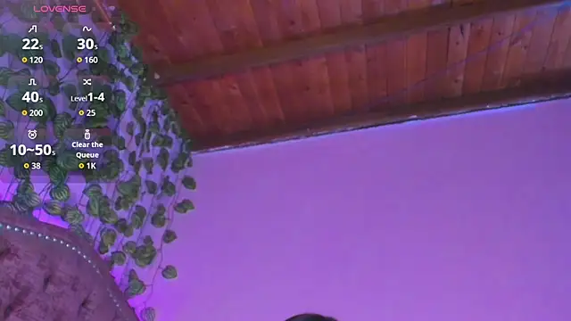 Megan_VixenX Adlı Modelin Canlı XXX Sohbeti