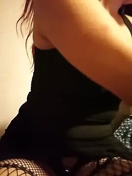 Chatroom XXX en direct de KITTEN-10