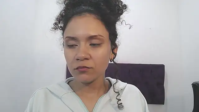 Little18Doll Chat XXX in diretta