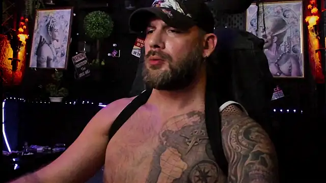 Chat XXX en directo de LexHardy