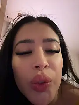 Sara_fun Chat XXX in diretta