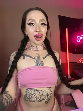 Chat +18 de Molly__Moon ao vivo
