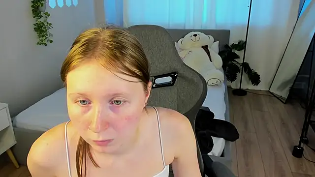 LiliTiny Live XXX-Chat