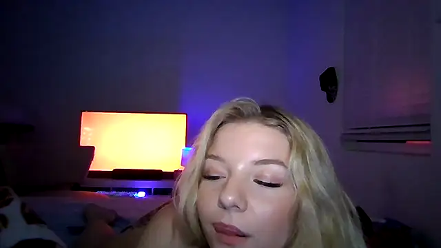 Blucakezz's Live XXX Chat