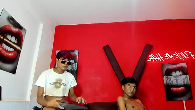 Chat XXX en directo de BOUL_GUYS