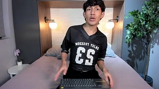 Chat XXX ao vivo de Pierre_Leroy_