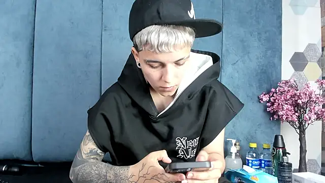 Megan_Thompson_'s Live XXX Chat