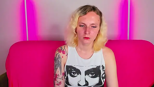 צ'אט XXX בשידור חי של LikiLips