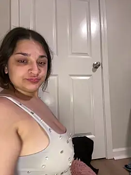 treasurebabii Chat XXX in diretta