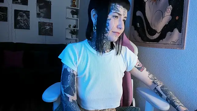 Bloood__Mary – Naživo XXX chat