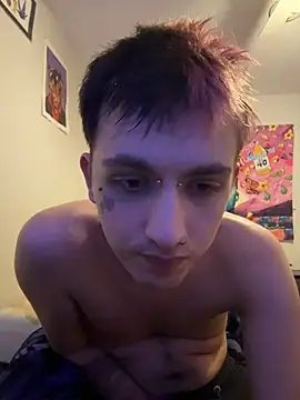 Capwildd_124 élő XXX-chatje